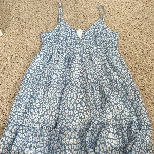 Super cute floral dress!!!